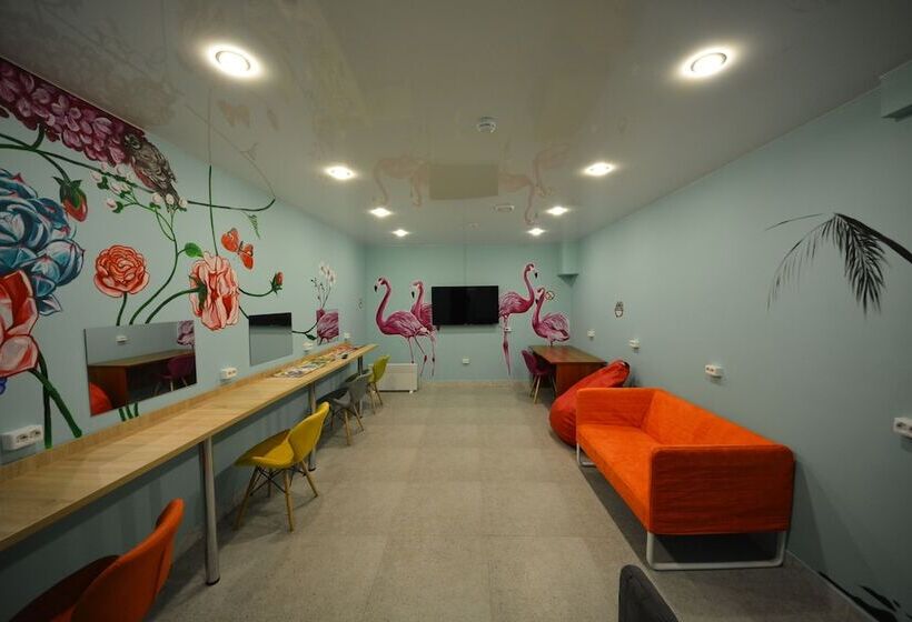 旅馆 Capsule Hotel Aloha