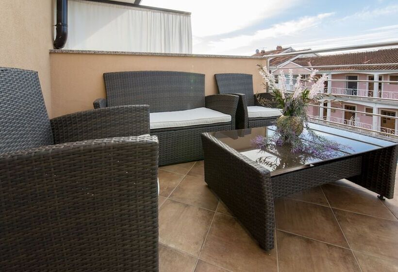 Apartments Villa Nona