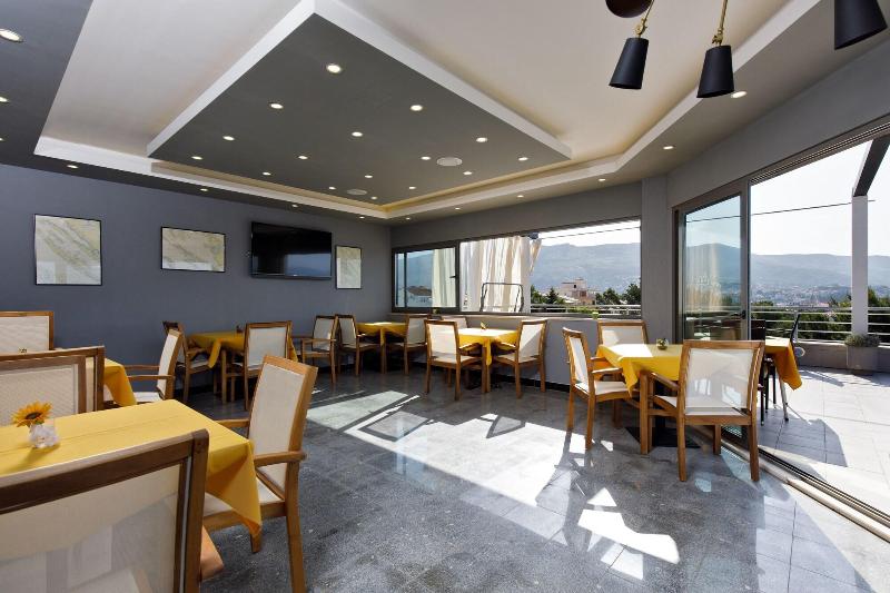 Ark Beach Apartments