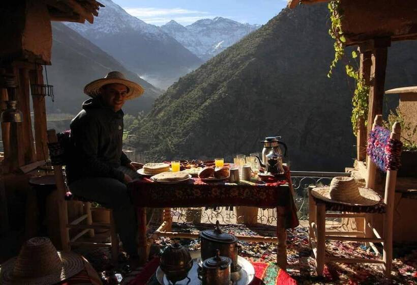 ベッドアンドブレックファースト Berber Family Lodge