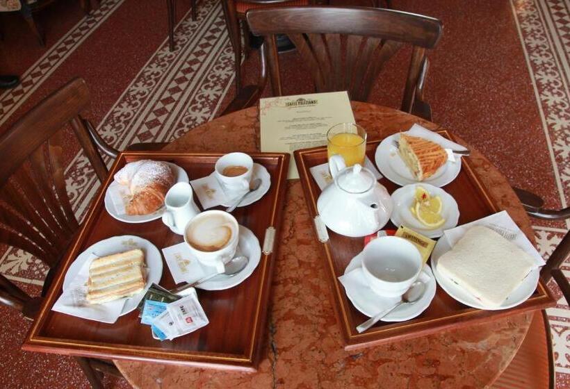 住宿加早餐  La Corte Segreta