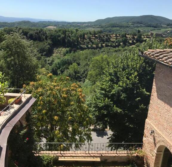 住宿加早餐  La Corte Segreta