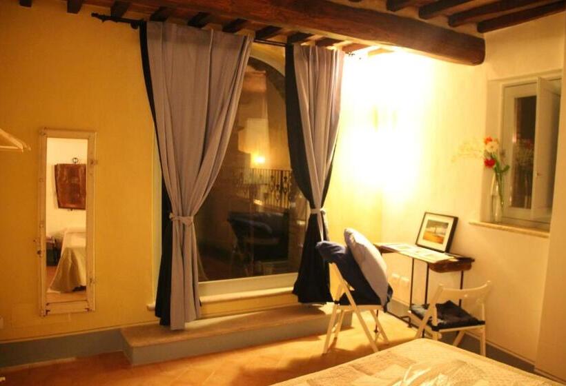 住宿加早餐  La Corte Segreta