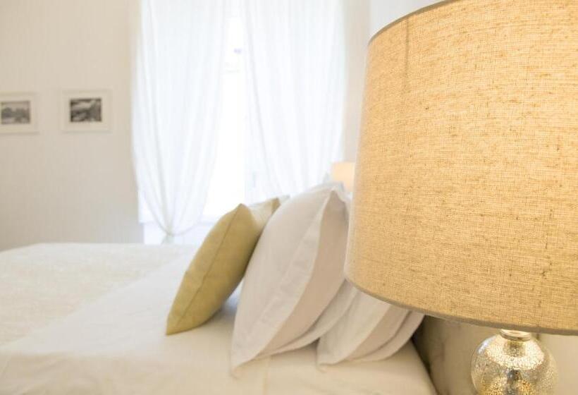 민박 Palazzo Spasiano Rooms   Sorrento Center