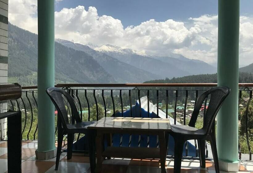 تختخواب و صبحانه Sharda House