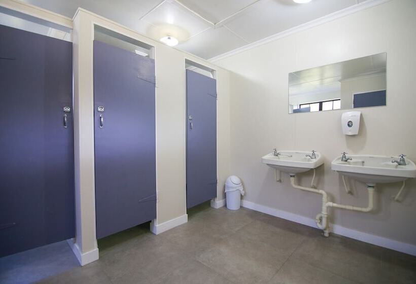 Bulls Motel & Holiday Park