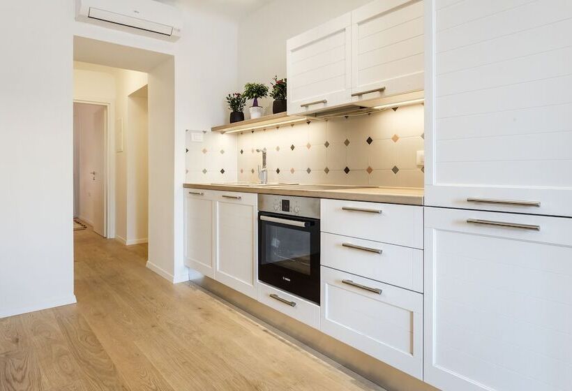 Central Rijeka Apartments Ciottina 24