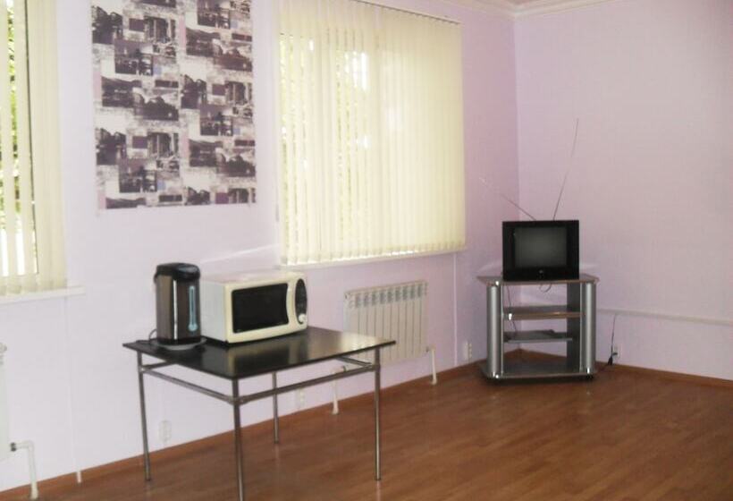 Hostel Teplichniy
