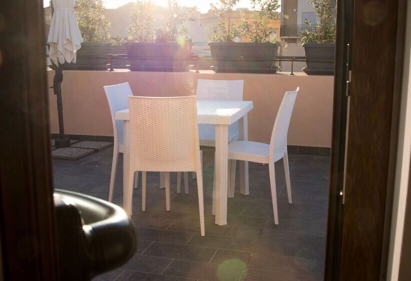 فندق Milazzo Inn Aimori