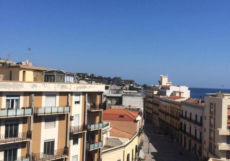 فندق Milazzo Inn Aimori