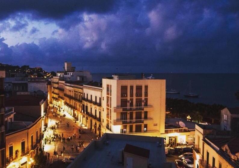 فندق Milazzo Inn Aimori