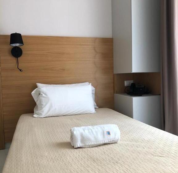 فندق Milazzo Inn Aimori