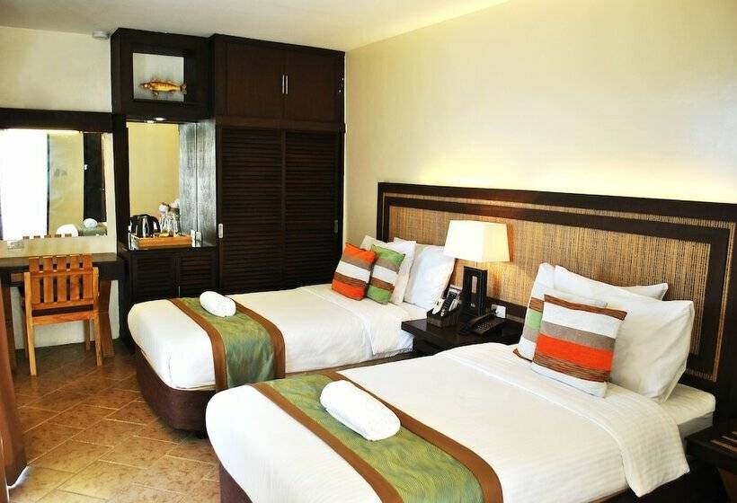 בית מלון כפרי Altamare Dive And Leisure Resort Anilao