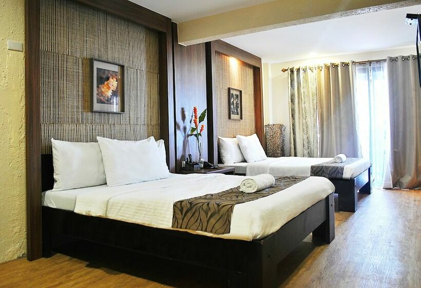 בית מלון כפרי Altamare Dive And Leisure Resort Anilao