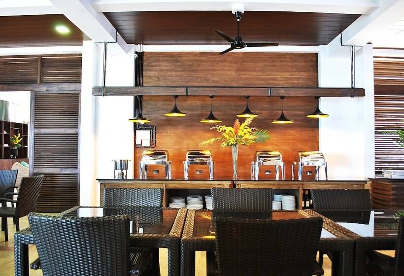 בית מלון כפרי Altamare Dive And Leisure Resort Anilao