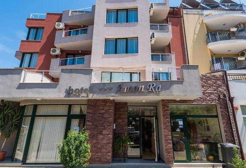 Amon Ra Hotel Family