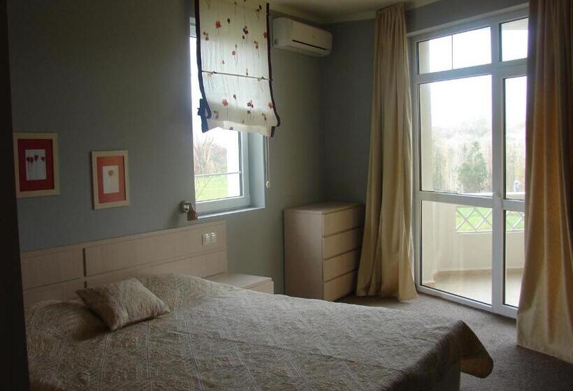 בית מלון כפרי Blue Orange Beach Resort