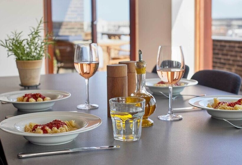 בית מלון כפרי Charlottehaven