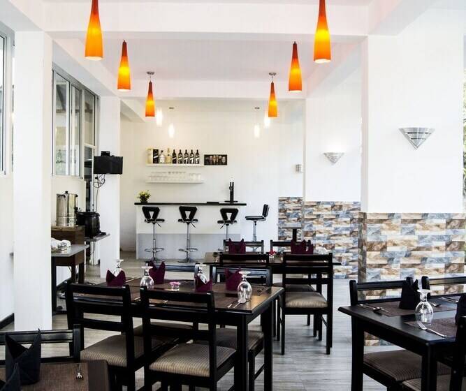 ホテル Diyathala Regency Boutique