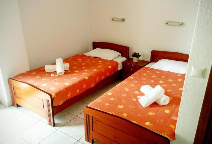 בית מלון כפרי Evagelia