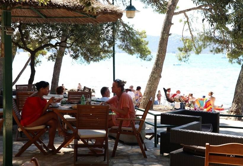 בית מלון כפרי Glampatcamp