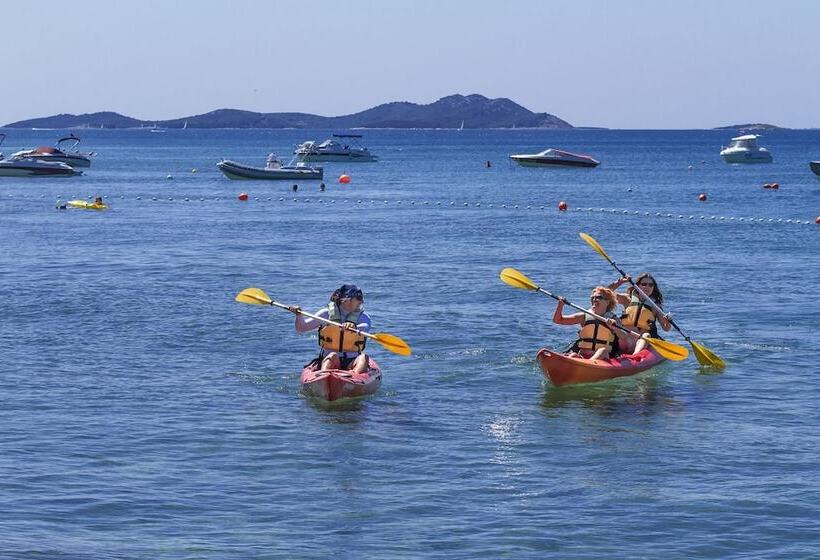 בית מלון כפרי Glampatcamp