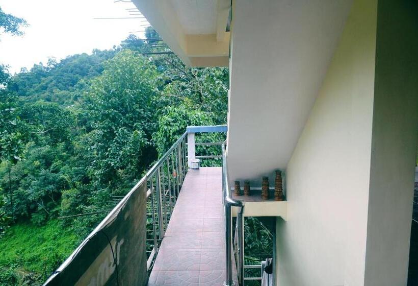 호텔 Highland Inn And Restaurant