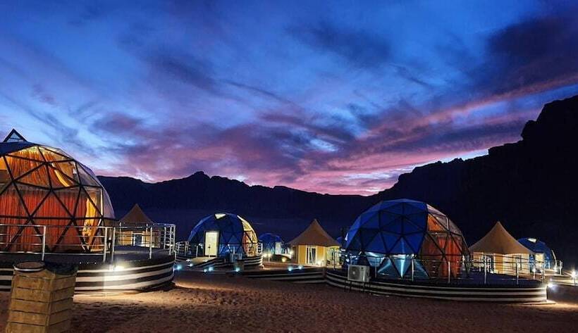 هتل Memories Aicha Luxury Camp