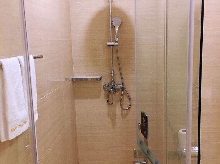 هتل New Beacon Airport International