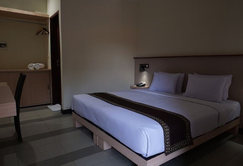 酒店 Reddoorz Near Legian Street