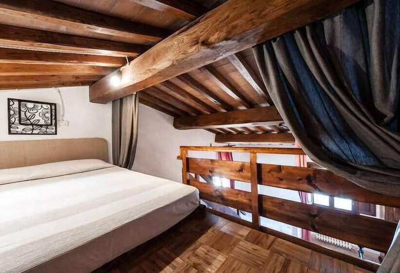 Сельский отель Podere Della Collina