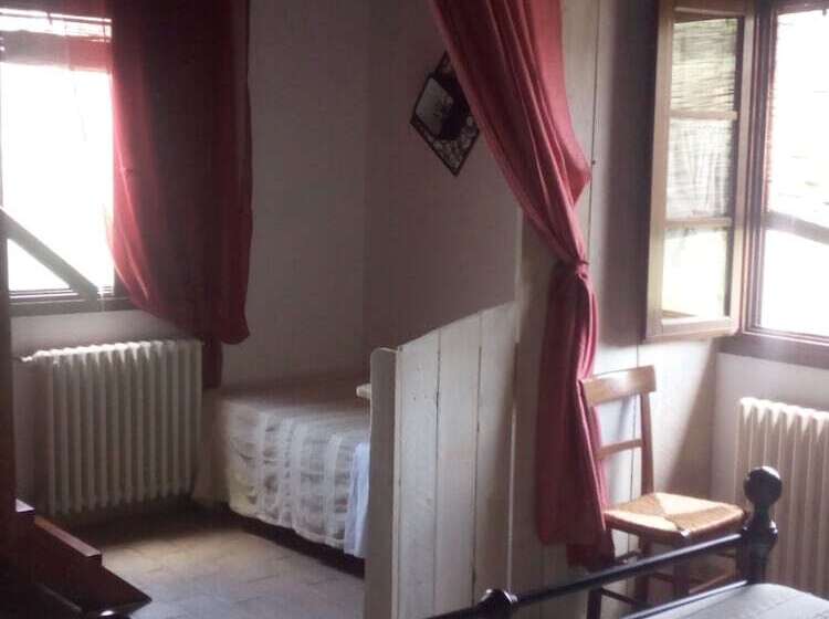 Сельский отель Podere Della Collina