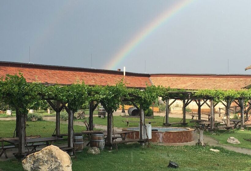 בית מלון כפרי Seven Generations Winery