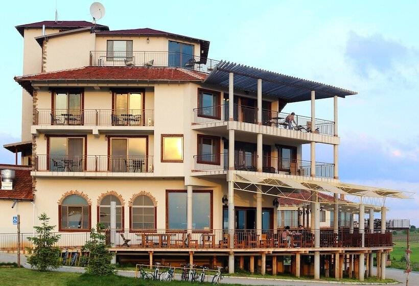 בית מלון כפרי Seven Generations Winery