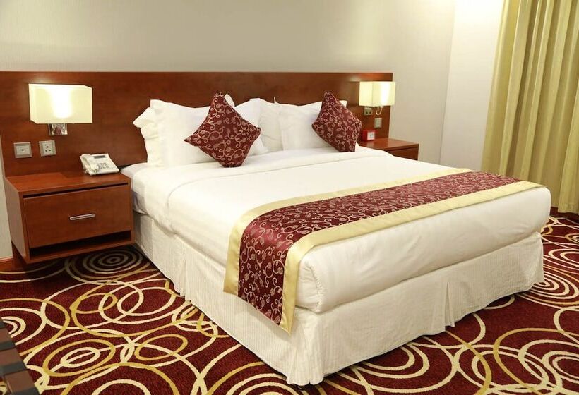 هتل Wow Jeddah