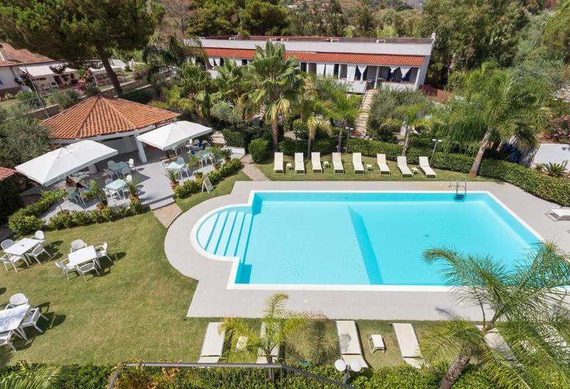 ペンション Baia Marticana Residence