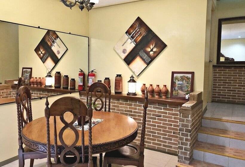 پانسیون Balai Tinay Guesthouse