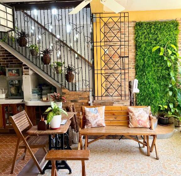 پانسیون Balai Tinay Guesthouse