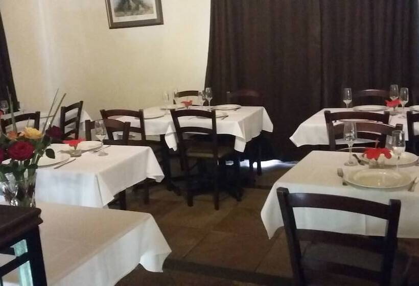 펜션 Hoopoe Haven Guest House