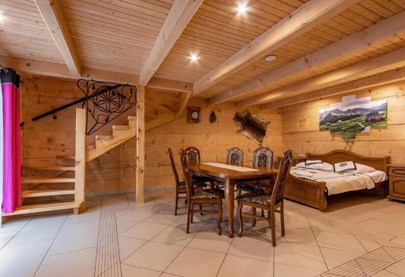 پانسیون Leśny Dwór