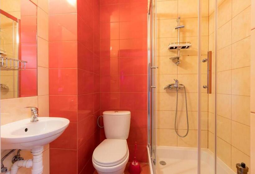 پانسیون Leśny Dwór