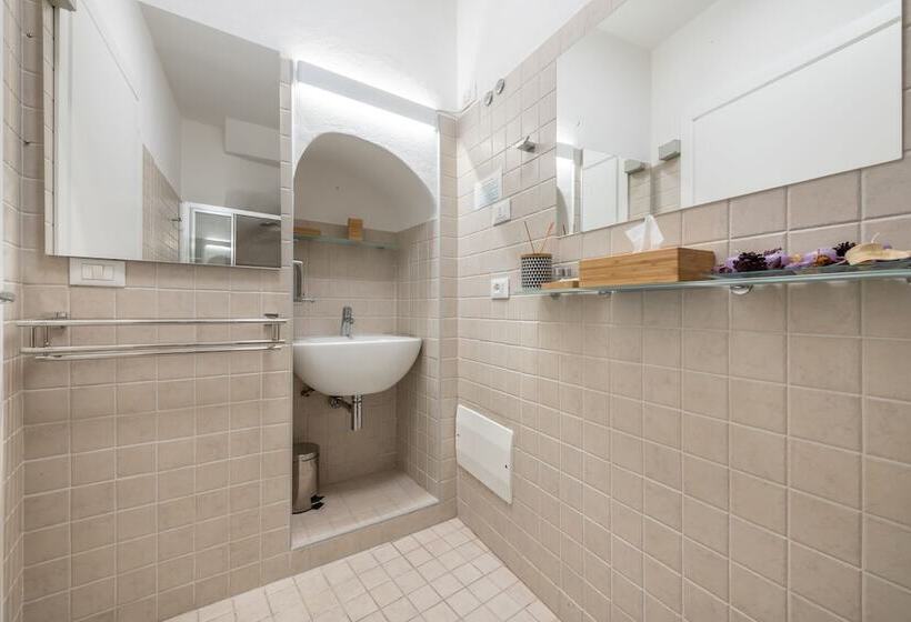 Пансион Martini Rooms Castello