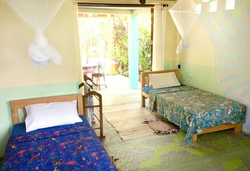 Пансион Natural Mystic Sanctuary