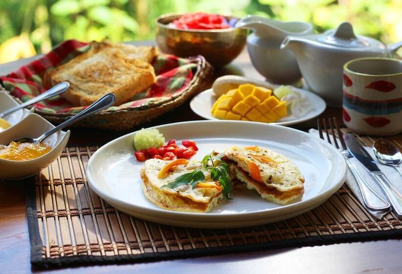 Пансион Natural Mystic Sanctuary