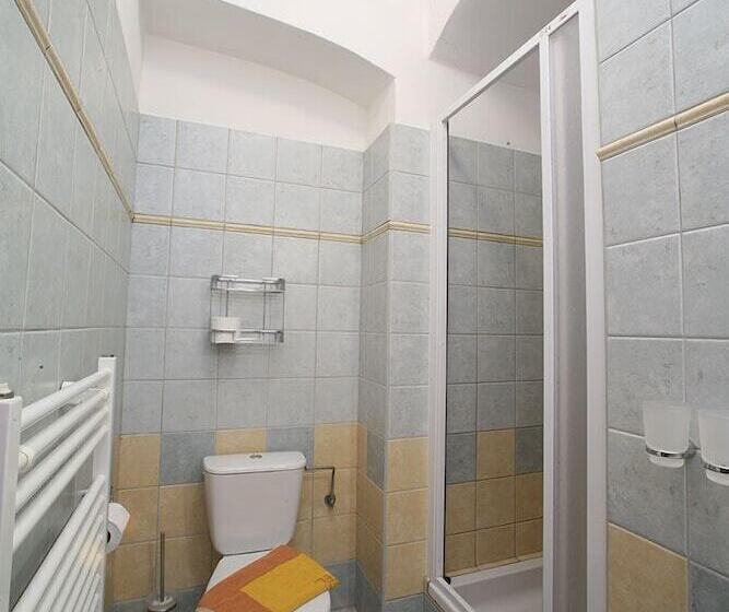 פנסיון Penzion Gardena