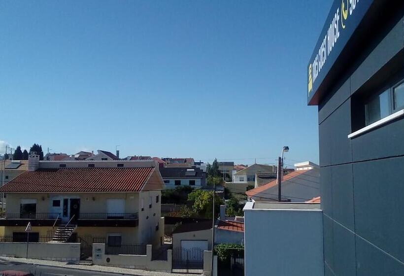 پانسیون Pousada Tires Guest House