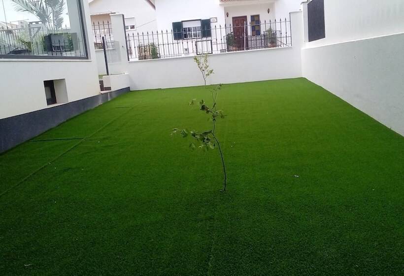 پانسیون Pousada Tires Guest House