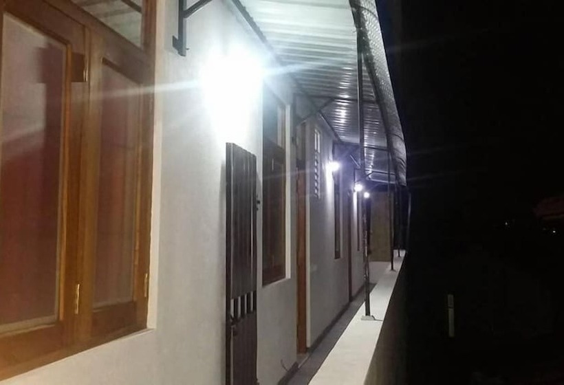 ペンション Thomo Rest