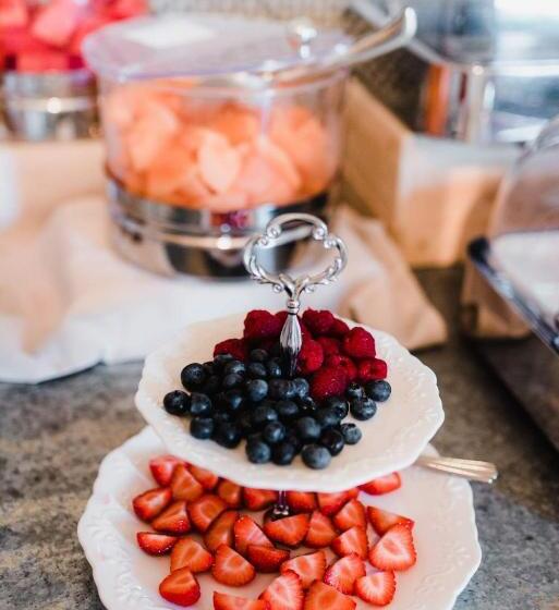 Regina Teodolinda Suites