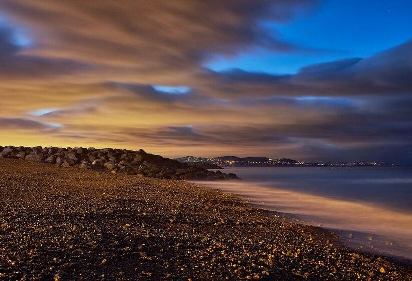 The Strand Hotel, The Former Residence Of Oscar Wilde